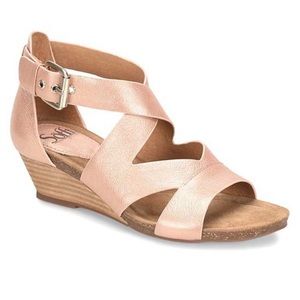Rose Gold Vara Leather Wedge Sandal, 8.5M
